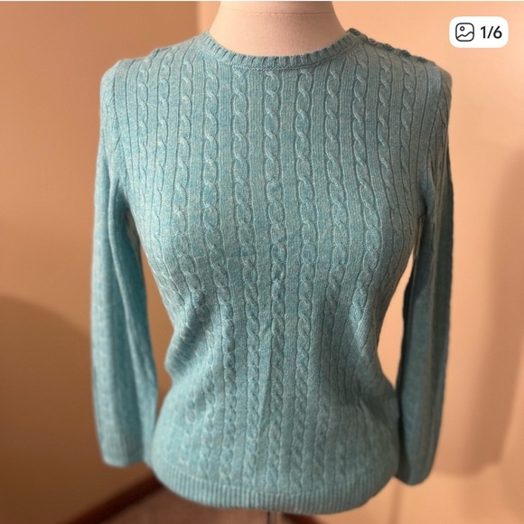 Jcrew cashmere shoulder buttonsweater Cambridge cable style